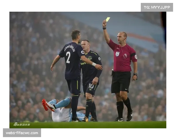 阿劳霍抗议判罚累计黄牌离场 裁判专家指其情绪管控犯下大错